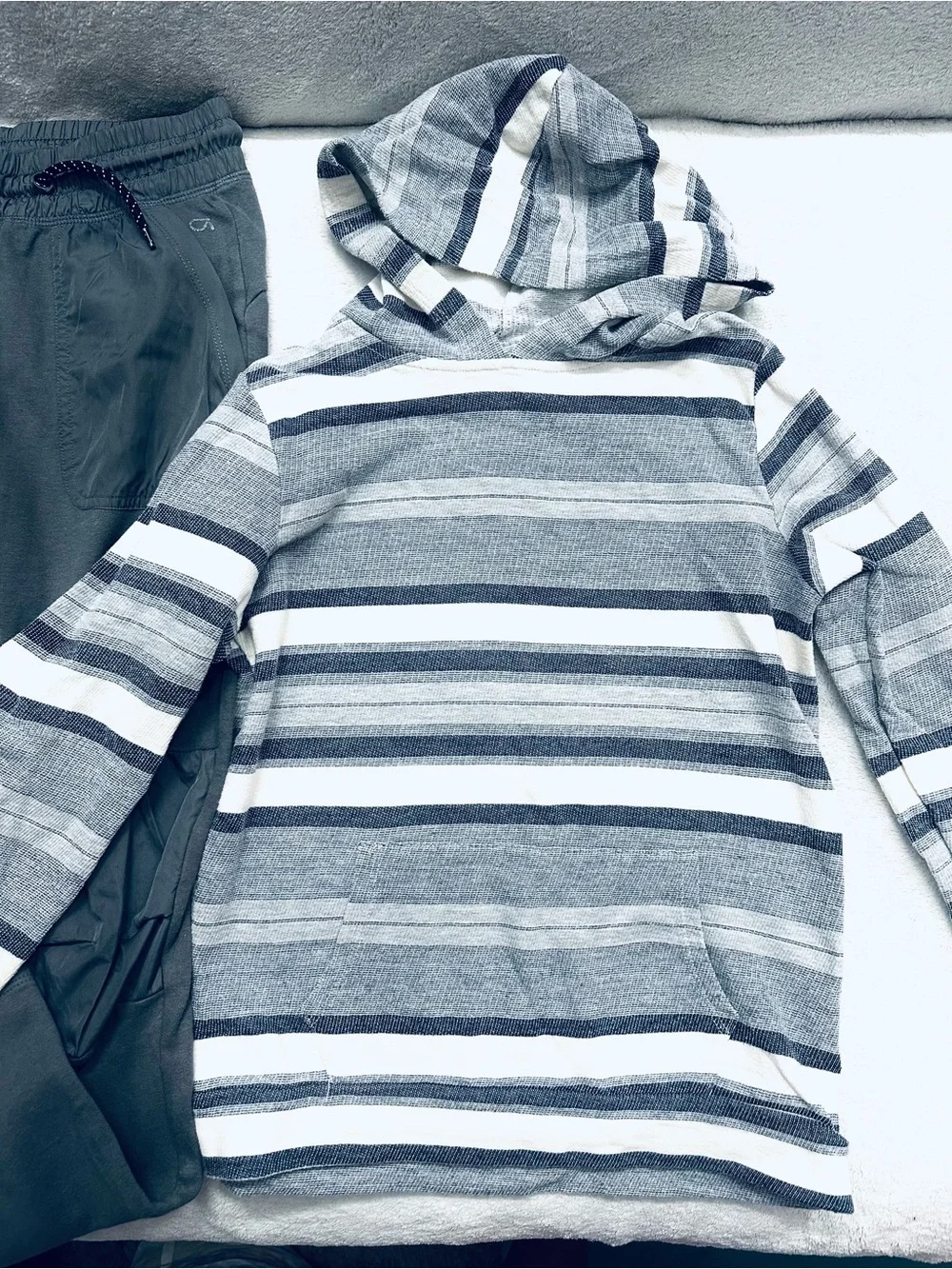 GAP long sleeve